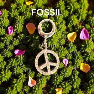 FOSSIL Steel PEACE SIGN☮️ Charm in Silver with Crystals EUC NO CALLOUTS